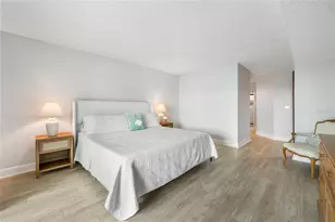 1007 Gulf Dr N, Bradenton Beach, FL 34217 - Photo 24