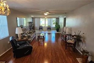 64 Circlewood Dr, Venice, FL 34293 - Photo 4