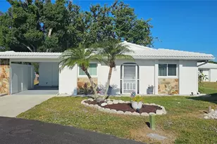 64 Circlewood Dr, Venice, FL 34293 - Photo 2