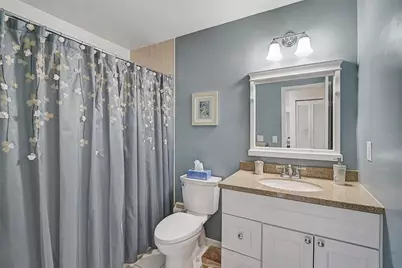 7341 Golf Pointe Circle, Sarasota, FL 34243 - Photo 28