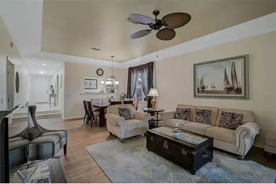 7341 Golf Pointe Circle, Sarasota, FL 34243 - Photo 18