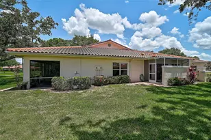 7341 Golf Pointe Cir, Sarasota, FL 34243 - Photo 38