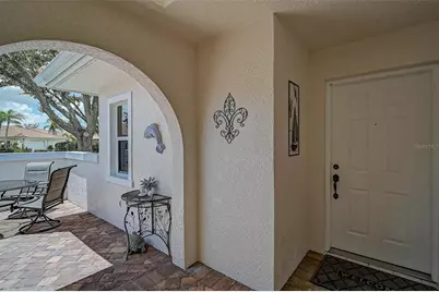 7341 Golf Pointe Circle, Sarasota, FL 34243 - Photo 8
