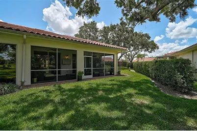 7341 Golf Pointe Circle, Sarasota, FL 34243 - Photo 40