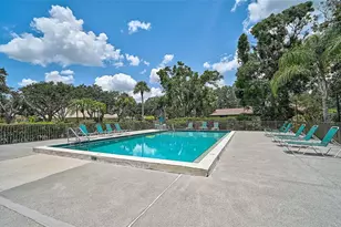 7341 Golf Pointe Cir, Sarasota, FL 34243 - Photo 40