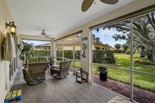7341 Golf Pointe Cir, Sarasota, FL 34243 - Photo 36