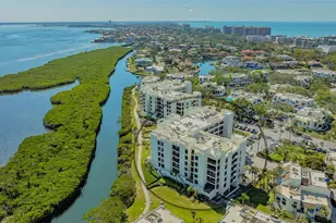 1932 Harbourside Dr, Longboat Key, FL 34228 - Photo 4