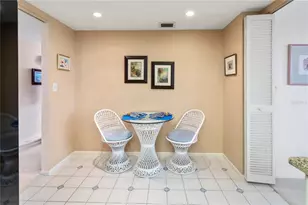 8735 Midnight Pass Rd, Sarasota, FL 34242 - Photo 12