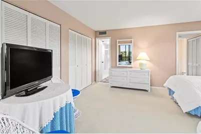 8735 Midnight Pass Road #301B, Sarasota, FL 34242 - Photo 38