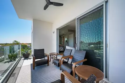 635 S Orange Avenue #404, Sarasota, FL 34236 - Photo 8