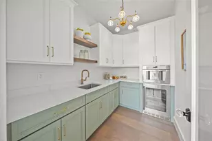 525 68th St, Holmes Beach, FL 34217 - Photo 14