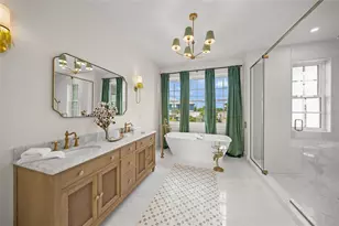 525 68th St, Holmes Beach, FL 34217 - Photo 22
