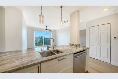 1064 N Tamiami Trail #1435, Sarasota, FL 34236 - Photo 6
