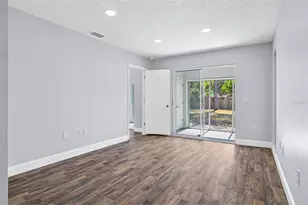 2712 52nd Ave Terrace W, Bradenton, FL 34207 - Photo 8