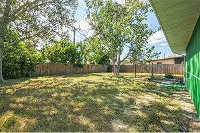 2712 52nd Avenue Terrace W, Bradenton, FL 34207 - Photo 24