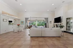 4583 Baycedar Ln, Sarasota, FL 34241 - Photo 4