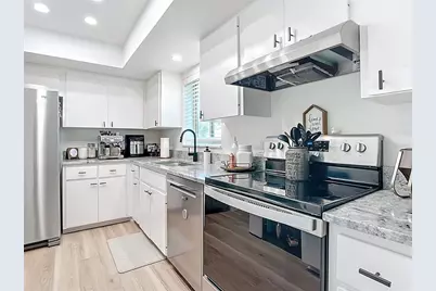 516 Parkdale Mews #516, Venice, FL 34285 - Photo 12