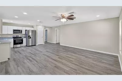 1505 8th Avenue E, Bradenton, FL 34208 - Photo 10