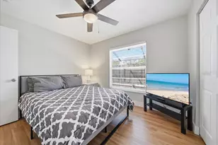 5883 Whistlewood Cir, Sarasota, FL 34232 - Photo 30