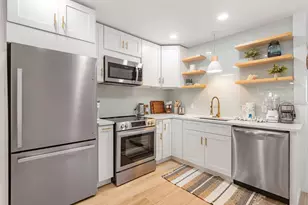 449 63rd St, Holmes Beach, FL 34217 - Photo 6