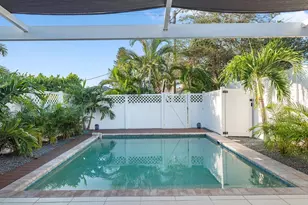 449 63rd St, Holmes Beach, FL 34217 - Photo 32