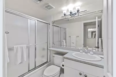 6236 Midnight Pass Road #305, Sarasota, FL 34242 - Photo 18