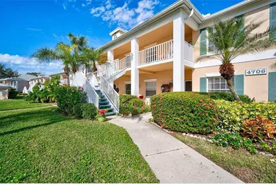 4706 Sand Trap Street Circle E #202, Bradenton, FL 34203 - Photo 2