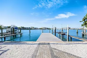 360 145th Ave E, Madeira Beach, FL 33708 - Photo 36