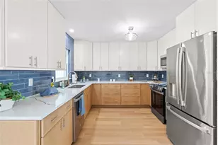 360 145th Ave E, Madeira Beach, FL 33708 - Photo 4