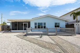360 145th Ave E, Madeira Beach, FL 33708 - Photo 30