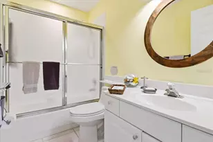 6640 Pineview Terrace, Bradenton, FL 34203 - Photo 38