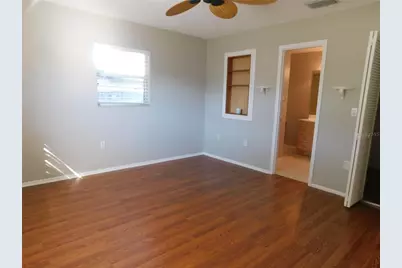 508 65th Avenue W, Bradenton, FL 34207 - Photo 8