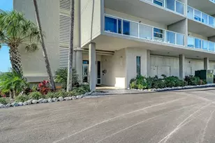 2721 Gulf of Mexico Dr, Longboat Key, FL 34228 - Photo 4