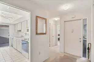 6238 Green View Cir, Sarasota, FL 34231 - Photo 10