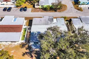 6238 Green View Cir, Sarasota, FL 34231 - Photo 42