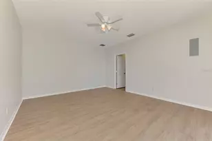 5684 Eastwind Dr, Sarasota, FL 34233 - Photo 44