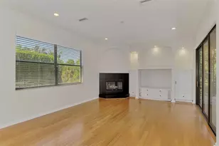 5684 Eastwind Dr, Sarasota, FL 34233 - Photo 24