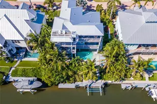 519 Villa Rosa Way, Anna Maria, FL 34216 - Photo 10