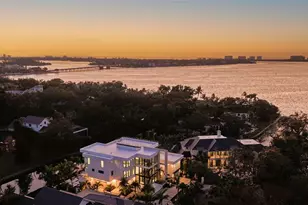 1610 N Lodge Dr, Sarasota, FL 34239 - Photo 2