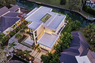 1610 N Lodge Dr, Sarasota, FL 34239 - Photo 14