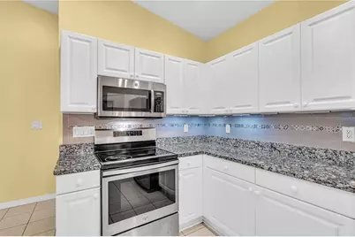 6421 Bay Cedar Lane, Bradenton, FL 34203 - Photo 8