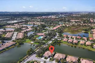 8151 Victoria Falls Cir, Sarasota, FL 34243 - Photo 42