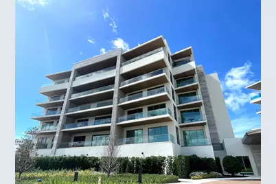 1581 Gulf Of Mexico Drive #307, Longboat Key, FL 34228 - Photo 2