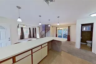 1385 43rd St, Sarasota, FL 34234 - Photo 8