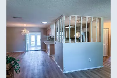 5004 Brandeis Circle N, Sarasota, FL 34243 - Photo 14