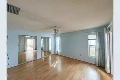 5004 Brandeis Circle N, Sarasota, FL 34243 - Photo 26