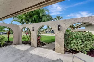 4553 Charing Cross Rd, Sarasota, FL 34241 - Photo 20