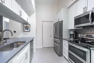 1064 N Tamiami Trl, Sarasota, FL 34236 - Photo 12