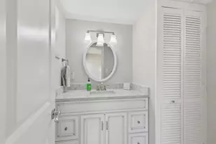 4380 Exeter Dr, Longboat Key, FL 34228 - Photo 20