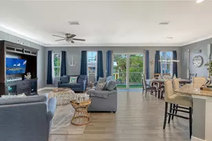 2317 Avenue C, Bradenton Beach, FL 34217 - Photo 10